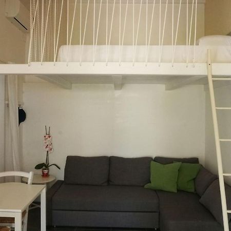 Dependance In Villa Con Piscina Szirakúza Kültér fotó