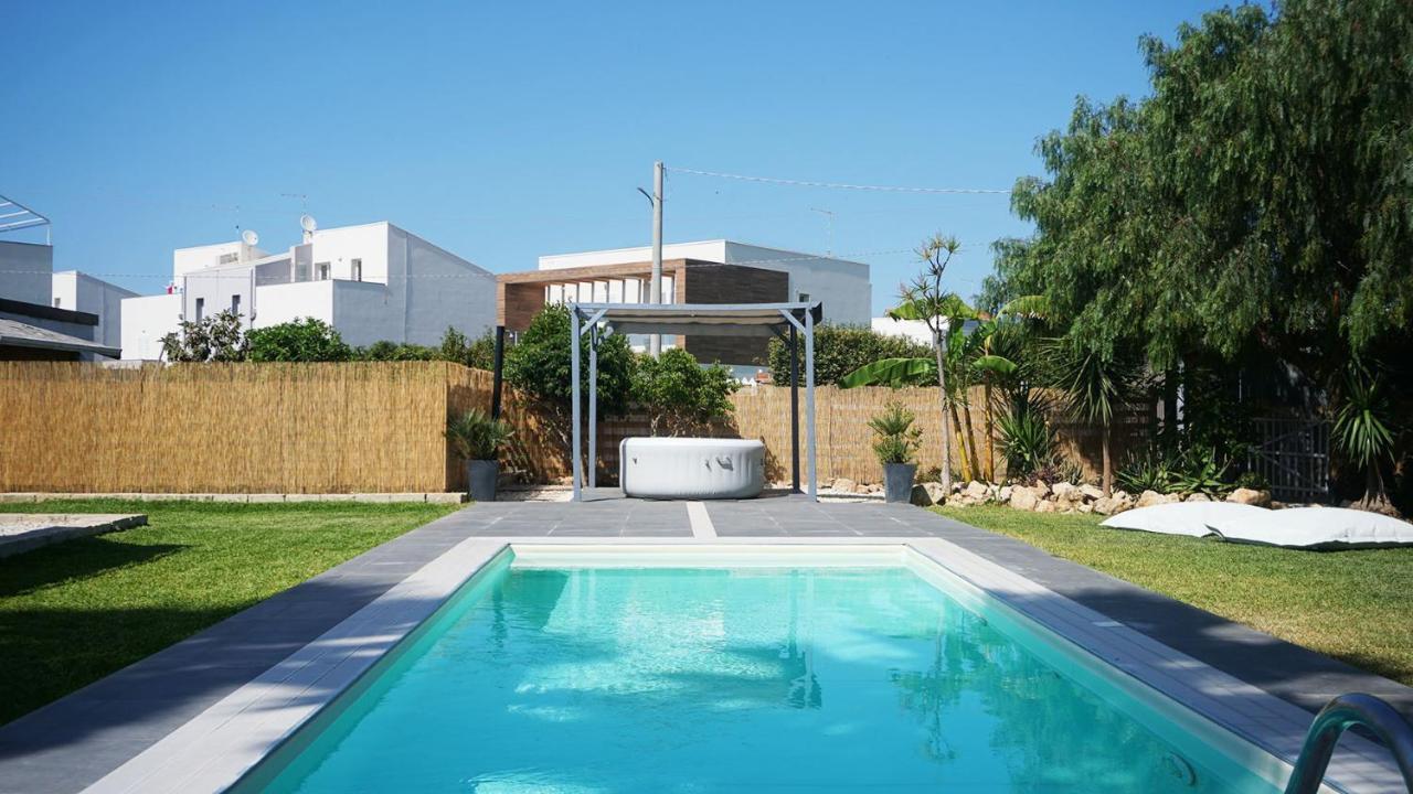 Dependance In Villa Con Piscina Szirakúza Kültér fotó