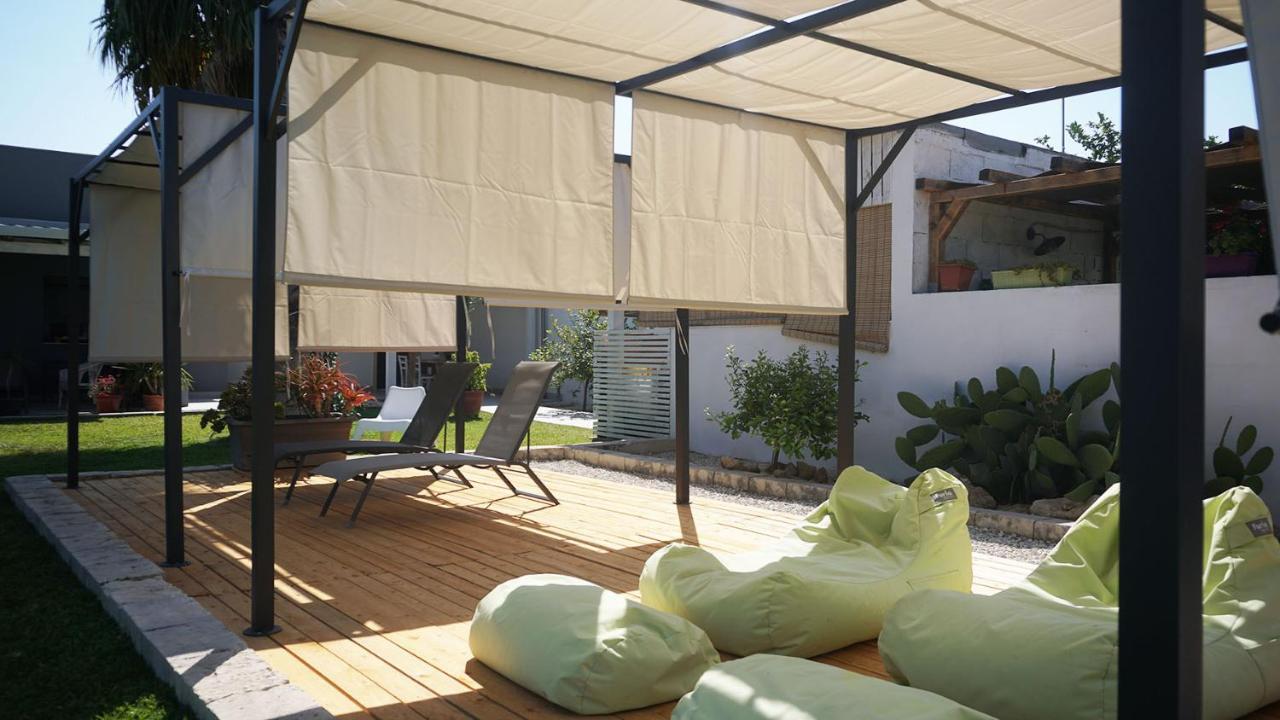 Dependance In Villa Con Piscina Szirakúza Kültér fotó